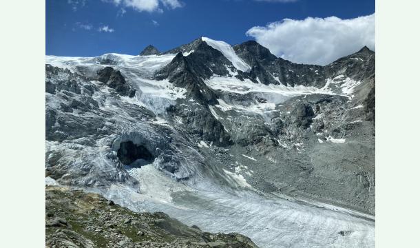 Cover Expédition Alpine - De la salle de classe au glacier de Moiry. 