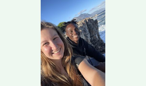 Cover Help Tabitha en Kagiso 