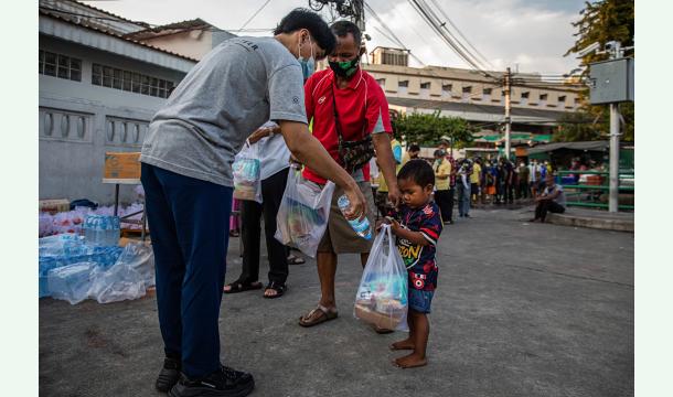 Cover Gemeinsam gegen Armut in Thailand
