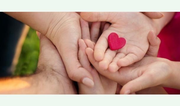 Cover Main dans la Main pour les Aider