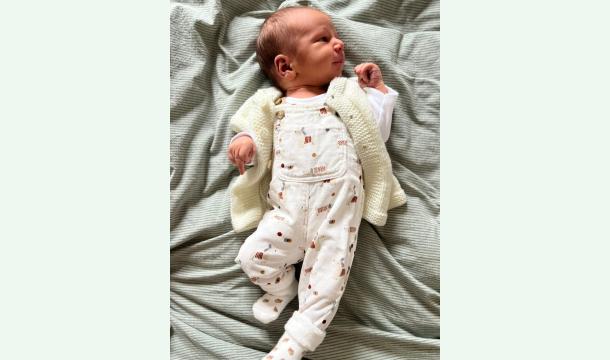 Cover 🎉 Welcome Baby Can – Gift Collection for Ece