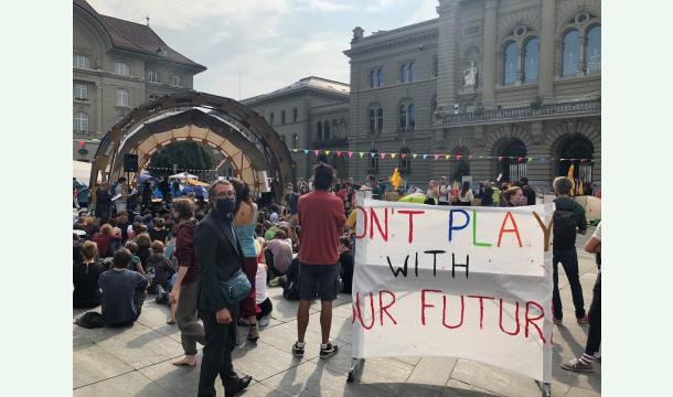 Cover Klimagrosseltern Schweiz, Grand-parents pour le climat: Solidarität mit Klima-Aktivist/-innen