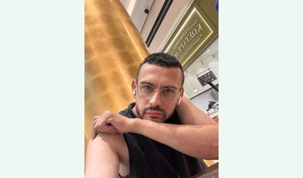 Cover Help  Konstantinos reclaim his life