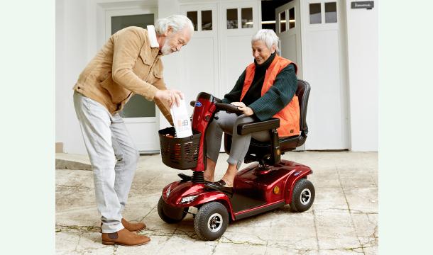 Cover Aidons une dame âgée à retrouver sa mobilité !