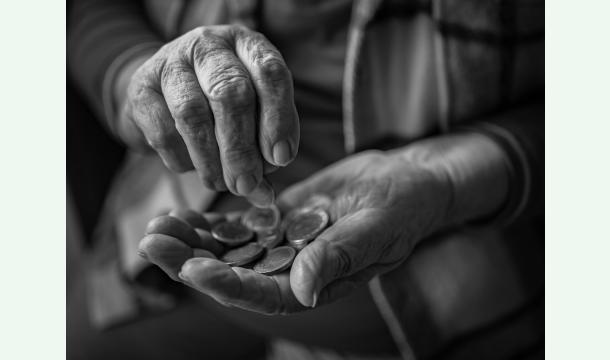 Cover Altersarmut Schweiz – Hilfe für Senior:innen, die am Limit leben