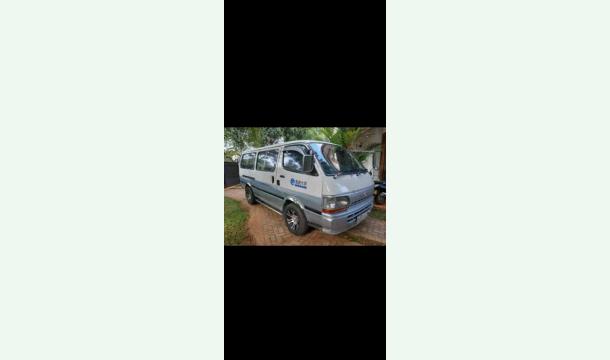 Cover Help me get a van. I'm very much evacuation. Help me keep my family happy. I can go from that from that van and find money. My brother is ill. Help me to take her medication. 😢😢😢😢