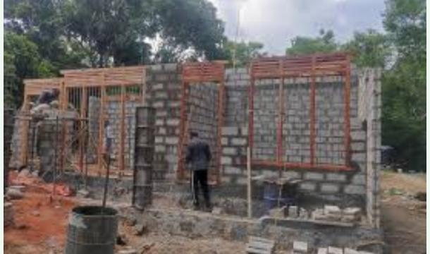 Cover To buy land and build a house 