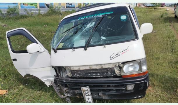 Cover To pay for the damages caused by a car accident