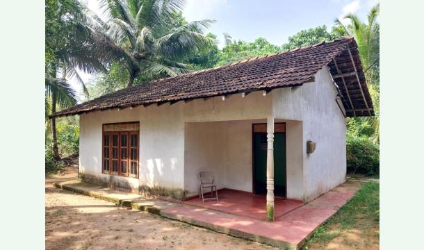 Cover Help me buy a small house 