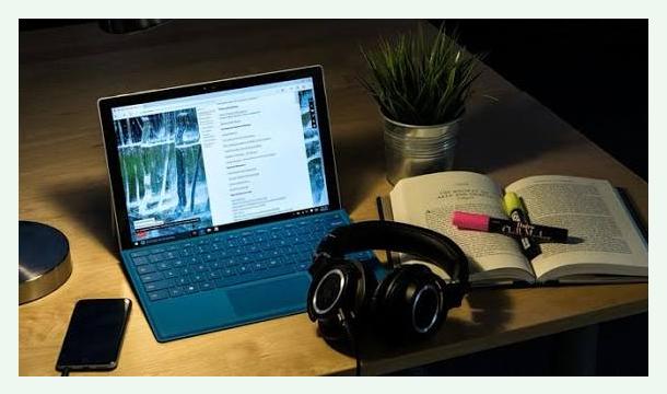 Cover “Turn Dreams into Reality – My Laptop Journey”