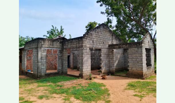 Cover For repairing the roof of the house.