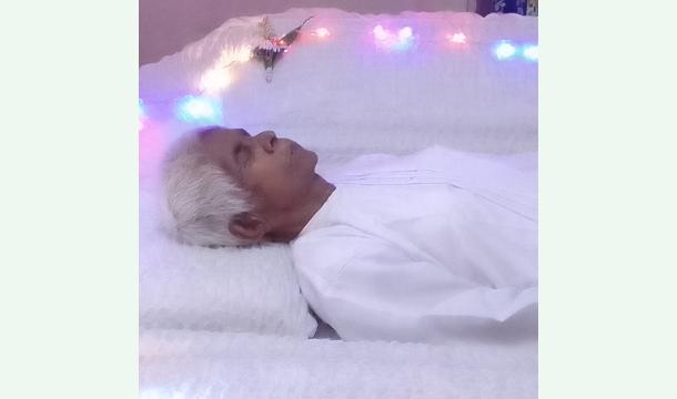 Cover My mother's funeral