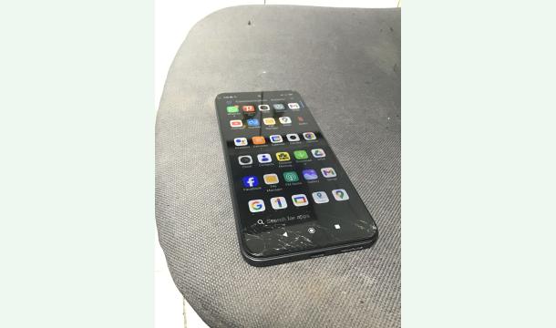 Cover I want to buy mobile..😥 but It is difficult for me to buy a phone for the next 3 months. 