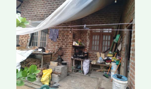 Cover Pls. Help me to built my house for the bihaf of my babies.