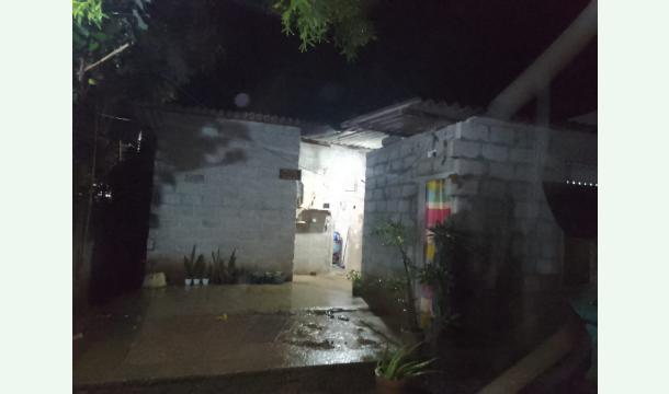 Cover To build a half-finished house