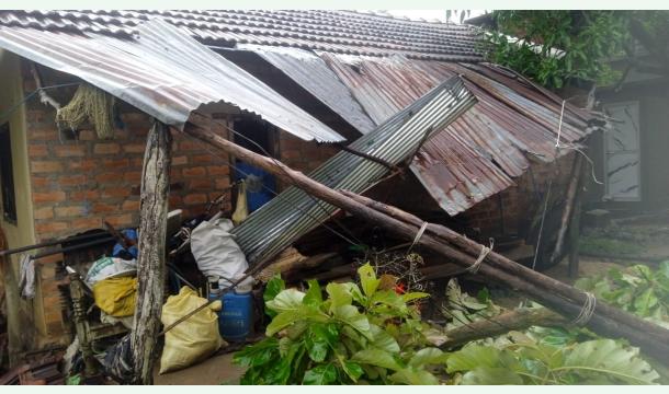 Cover To repair my house that was damaged by the flood