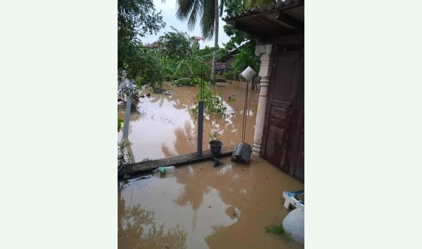 Cover Srilankan flood "please help build my house"