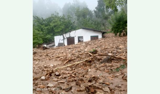 Cover Rebuilding my house