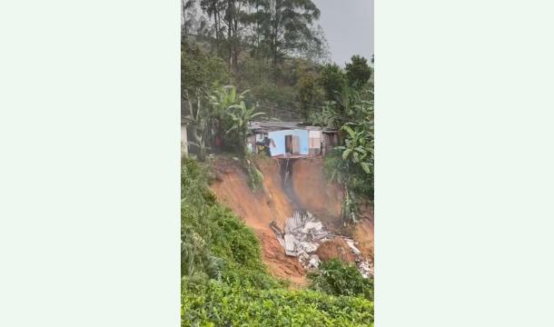 Cover "My house was washed away by the flood. I have no place to stay. Please help me build a house."🙏