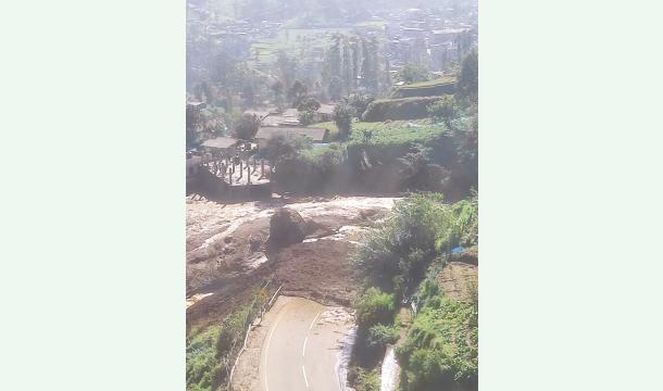 Cover 💔 Buried by the Earth! Sri Lanka Landslide Tragedy: 100+ Lives Need Your Immediate Help!