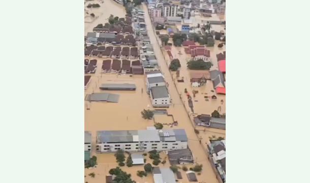 Cover Providing assistance to people affected by the powerful cyclone