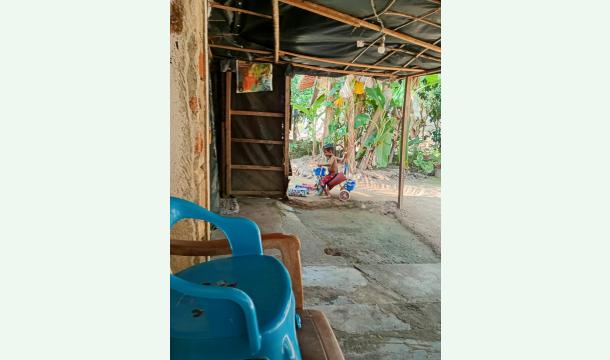 Cover To buy a house