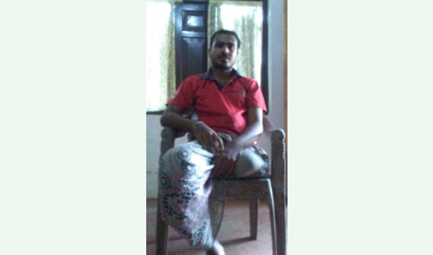 Cover “To receive a prosthetic leg.”