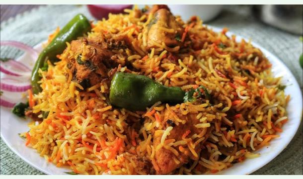 Cover Help Me Turn a Dream Into a Restaurant