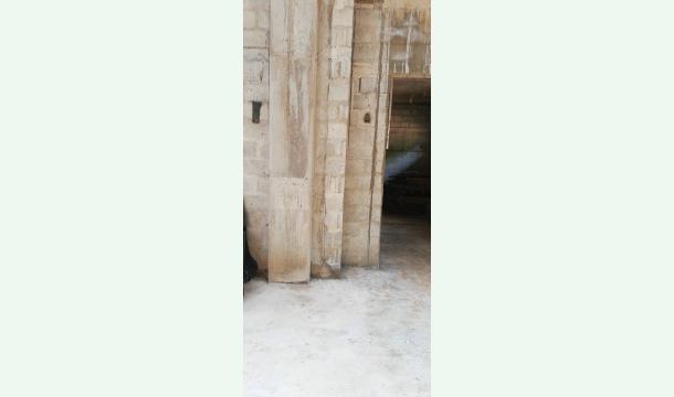 Cover As a girl, my biggest dream in life is to have a beautiful wedding, finish the work on the half-buil...