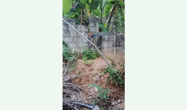 Cover To complete the of the half finished house 