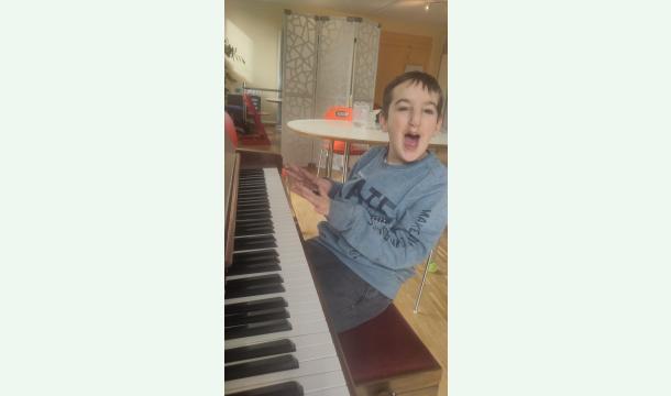 Cover  Une voiture adaptée pour notre fils handicapé et sa poussette HOGGI ZIP